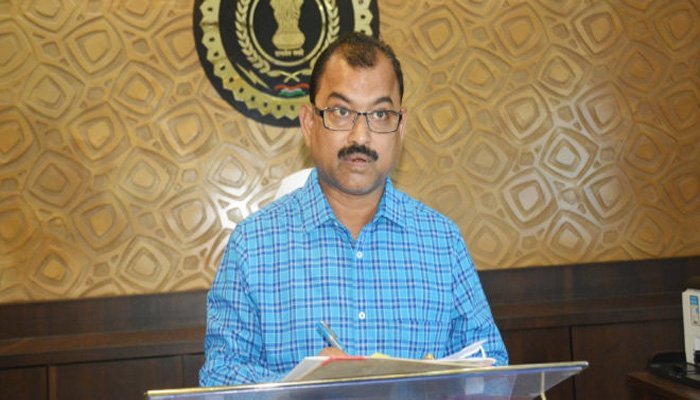 बिना अनुमति मुख्यालय से बाहर जाने पर होगी अनुशासनात्मक कार्रवाई -कलेक्टर 1 Janak prasha ias