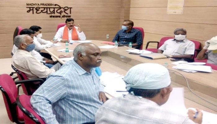 किसानों को बोनी के पूर्व बीज और उर्वरक उपलब्ध कराएं : मंत्री पटेल 1 Kamal-patel