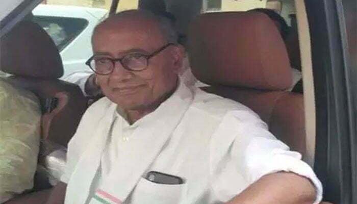 अचानक रायपुर पहुंचे दिग्गी राजा, चर्चाओं का दौर हुआ शुरू 1 digvijay singh