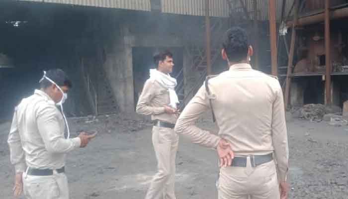 इस्पात फैक्ट्री में धमाका, 10 मजदूर बुरी तरह से झुलसे, 3 की हालत गंभीर 1 steel-factory