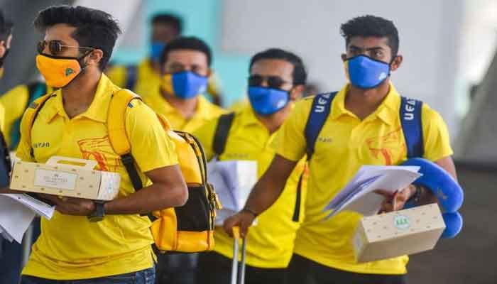 IPL-2020 में कोरोना का साया, MS Dhoni की टीम का तेज गेंदबाज और 12 स्टाफ संक्रमित 1 IPL-2020-MS-Dhoni