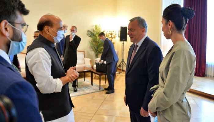Rajnath Singh की चीन को दो टूक, हालात बिगाडऩे वाले कदम न उठाए चीन 1 rajnath-singh