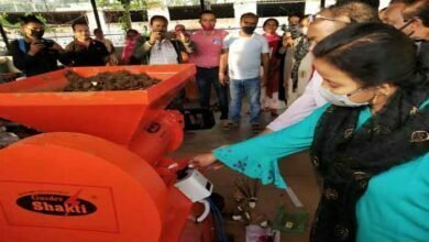 Photo of दंतेवाड़ा: लौहनगरी बचेली में गौकाष्ठ बनाने वाली मशीन का हुआ उद्घाटन