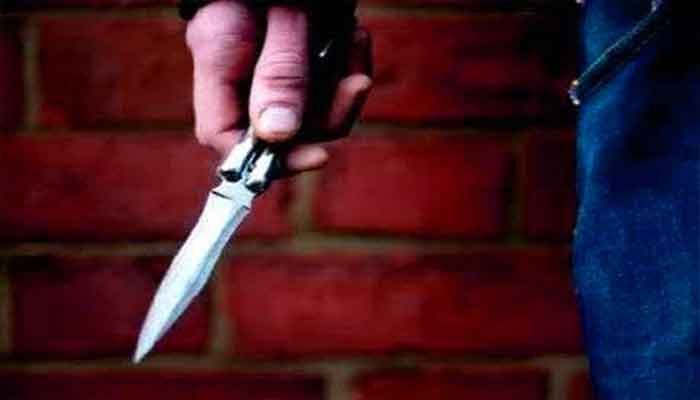 पुरानी रंजिश के चलते युवक की हत्या,दो संदेही गिरफ्तार 1 chaku