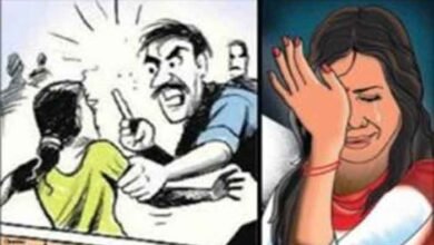 Photo of दहेज के नाम पर प्रताडि़त कर महिला को ससुराल से निकला