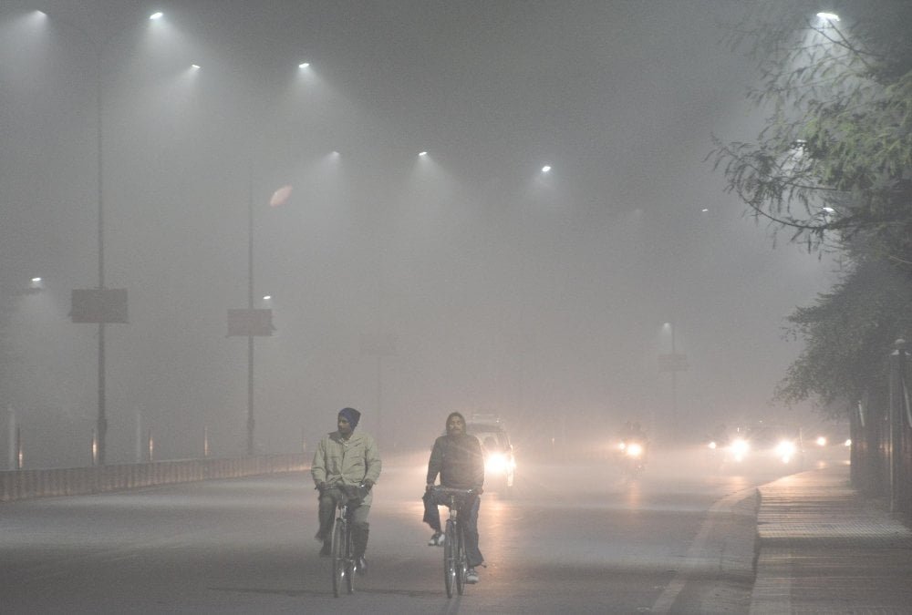 शीतलहर की चपेट में मध्यप्रदेश, कई जगह पारा 8 डिग्री से भी नीचे 1 cool 1