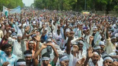 Photo of बातचीत से निकलेगा रास्ता ? केंद्र सरकार और किसानों के बीच सुलह की कोशिश