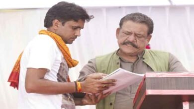 Photo of ओम पुरी का एक किस्सा-जब आखिरी फिल्म ओमप्रकाश जिंदाबाद में गाना  गाने के लिए ओम पुरी ने की थी,4 दिन तक रिहर्सल