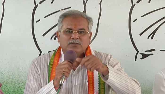 आज पुलवामा हमले की दूसरी बरसी पर छत्तीसगढ़ के मुख्यमंत्री का सवाल- 'जहां परिंदा भी पर नहीं मार सकता, वहां 300 किलो RDX कैसे पहुंचा' 1 bhupesh3