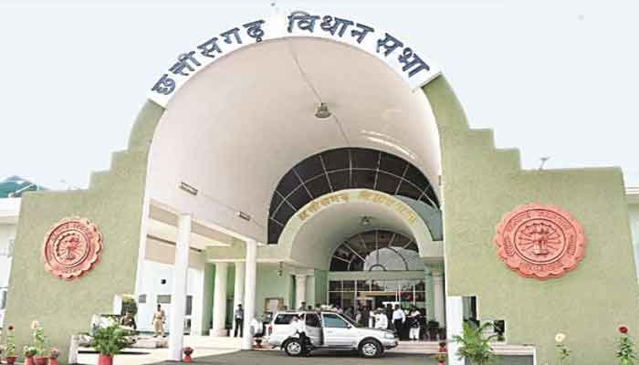 अब अमित जोगी कांग्रेस ने बजट सत्र में अविश्वास प्रस्ताव लाने की घोषणा की, भाजपा से मांगा समर्थन 1 Priyanka Gandhi's political bet in UP, or the truth? Women also need reservation in Chhattisgarh