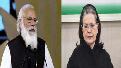 Photo of सोनिया गांधी का PM पर आरोप, लोगों को मुफ्त टीका उपलब्ध कराने की जिम्मेदारी से पल्ला झाड़ लिया है