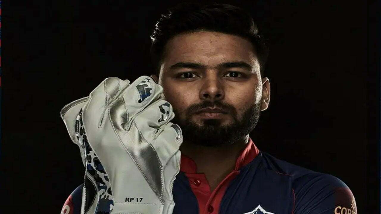 BCCI IN LOVE WITH "RISHAB PANT"GIVING SO HOW MUCH CRORES? 1 rishab pant
