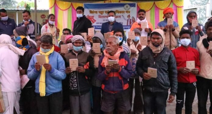 कलेक्टर धावड़े के निर्देश पर सभी विकासखण्डों में पट्टा के प्रकरणों की जांच और सत्यापन जारी 1 narmada mata 210