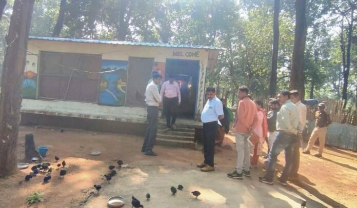 कांकेर जिला में खोड़पानी के गौठान में बना सामुदायिक मुर्गा पालन केंद्र वहां की महिला सहायता समूह के लिए आय का साधन बन गया भूपेश सरकार है तो सब संभव है 1 narmada mata 27