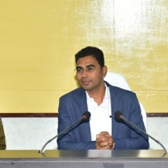 कलेक्टर शर्मा ने जिले के राजकीय, महाविद्यालयों में विद्यार्थियों कक्षाओं का संचालन ऑनलाईन पद्वति से करने के निर्देश दिया 1 narmada mata 289