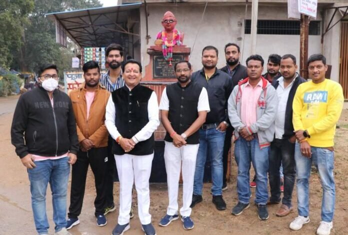 नेताजी सुभाष चंद्र बोस को किया याद, पराक्रम दिवस के रूप में मनाई 126 वीं जयंती, नीलांचल संस्थापक सम्पत अग्रवाल ने किया माल्यार्पण 1 narmada mata 315