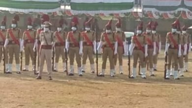 Photo of कलेक्टर-एसपी ने किया गणतंत्र दिवस मुख्य समारोह के फाइनल रिहर्सल का निरीक्षण, नहीं होंगे सांस्कृतिक कार्यक्रम