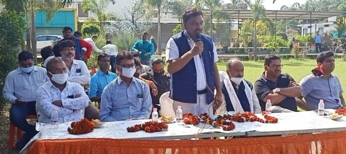 कपड़ा व्यापारी संघ के स्वच्छता जागरूकता रैली समापन अवसर पर महापौर, आयुक्त, सभापति व पार्षदों ने सिटी पार्क में किया स्वागत 1 narmada mata 329