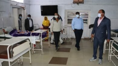 Photo of स्वामी आत्मानंद स्कूल के बच्चों में कोरोना संक्रमण के मामले पर कलेक्टर धावड़े की त्वरित कार्यवाही