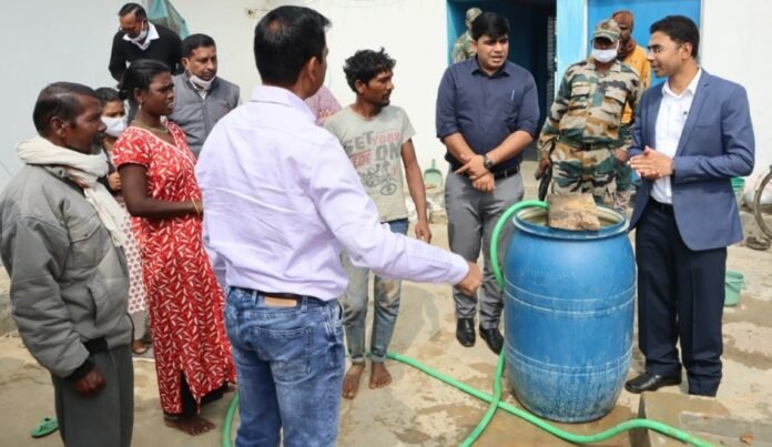 ग्राम केल्हारी और बुलाकीटोला में कलेक्टर ने जल जीवन मिशन के तहत नल कनेक्शन सुविधा का किया निरीक्षण 1 avni 107