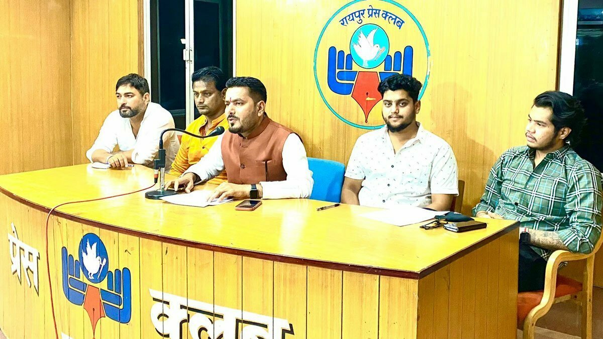 रायपुर में 1 अप्रैल को भगवान राम की निकलेगी भव्य शोभायात्रा, आकर्षण का केंद्र होगी रामदरबार की झांकी 1 A 179
