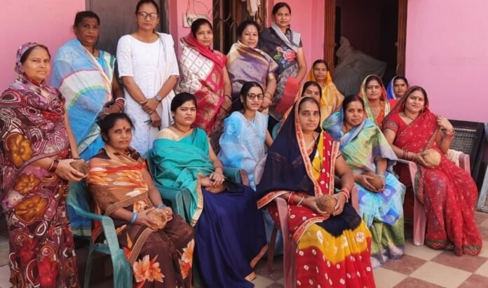 पार्टी को सशक्त बनाकर जन-जन तक पंहुचाने अम्बेडकर वार्ड में बनी कमल सखी 1 A 80