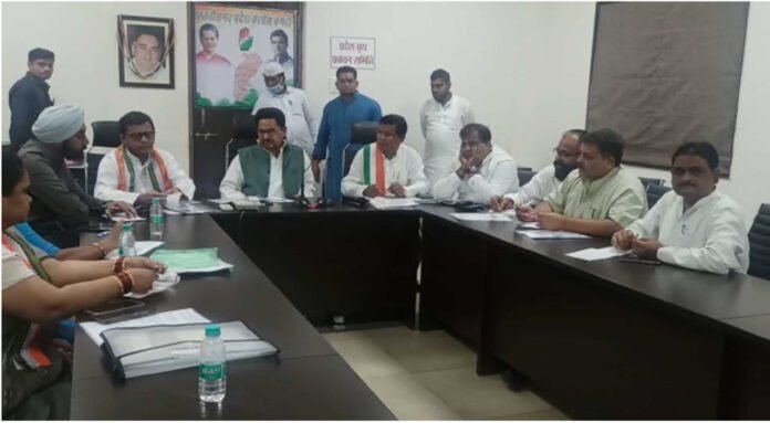 राजीव भवन में पदाधिकारियों से वन टू वन चर्चा,पुनिया की दो टूक- निष्क्रियों को संगठन से करें बाहर 1 The society of the sons of the region who spread the light of freedom by tearing apart the darkness of slavery will always be indebted. 10