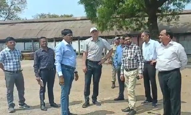 सीएम के दौरे को लेकर कलेक्टर पहुंचे निरीक्षण करने, विभिन्न विकास कार्यो का देंगे सौगात 1 avni 157