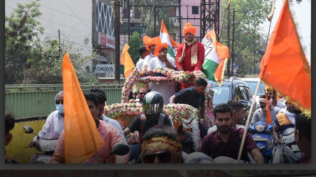 Photo of विकास उपाध्याय ने हिन्दू नव वर्ष पर निकाली भव्य रैली,मंदिरों में आतिशबाजी के साथ मिठाई बांटकर ध्वज फहराया गया