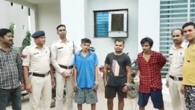 Photo of रायपुर में देर रात हत्या,तीन भाइयों ने दो लोगों को पीटा,एक की मौत दूसरा घायल