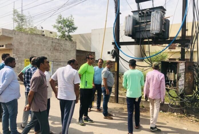 रायपुरा में बिजली की समस्या का विधायक विकास उपाध्याय ने करवाया निराकरण,डीडी नगर और रोहिणीपुरम की जनता से हुए रूबरू 1 The society of the sons of the region who spread the light of freedom by tearing apart the darkness of slavery will always be indebted. 36