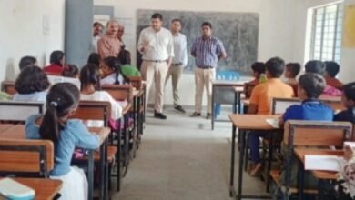 Photo of आत्मानंद स्कूल में धीमी गति से निर्माण को लेकर जिलाधीश ने जताई नाराजगी