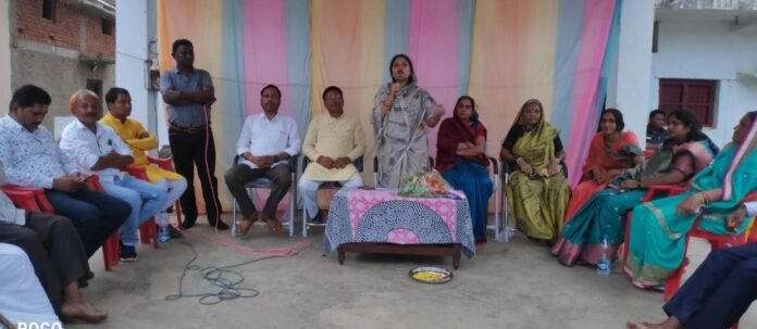 गांव के चहुंमुखी विकास के लिए एक साथ मिलकर करें कार्य 1 photo 27