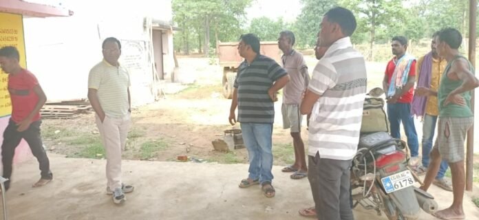 बेलरबाहरा राजस्व शिविर में कलेक्टर ने दिए सख्त निर्देश, फौती, अविवादित नामांतरण ,बंटवारा समय सीमा में निपटाएं 1 photo