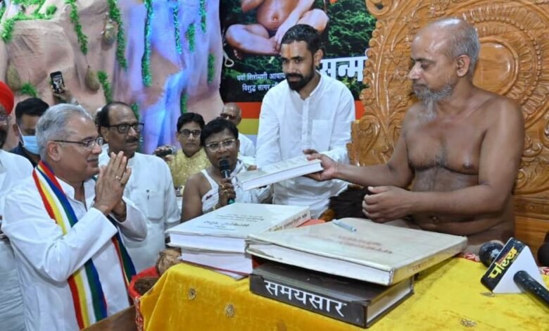 देश और दुनिया को आज भगवान महावीर के विचारों और सिद्धांतों सबसे ज्यादा जरूरत 1 A 28