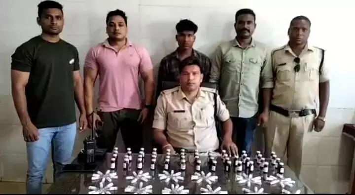 नशीली इंजेक्शन के साथ एक गिरफ्तार,150 नग नशीली इंजेक्शन व बाइक जब्त 1 A