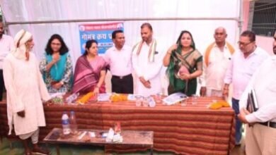 Photo of धूमधाम से मनाया गया हरेली पर्व जिले के भटगांव व सारंगपुरी गौठानों में गोमूत्र खरीदी का आज हुआ शुभारम्भ