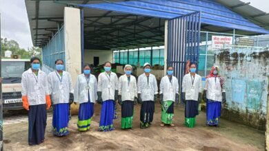 Photo of गोबर संग्रहण और वर्मी कंपोस्ट खाद के काम से घर वालों को थी परेशानी, दो साल में 93 लाख रूपए के टर्नओवर से अब बदल गया है घरवालों का नजरियाः