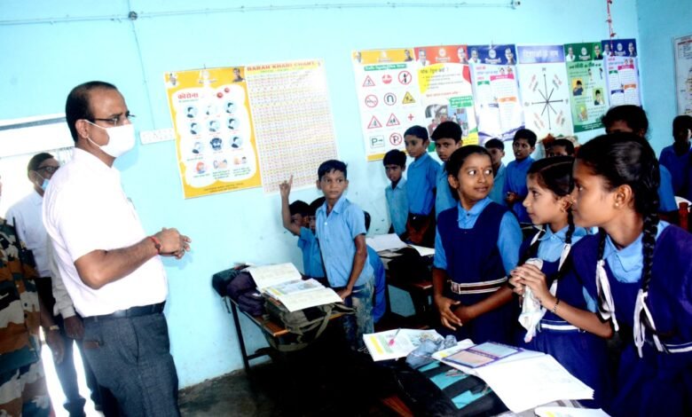 अगली बार फिर आइयेगा सर, मैं भी..याद करके रखूंगा.. 1 photo 55