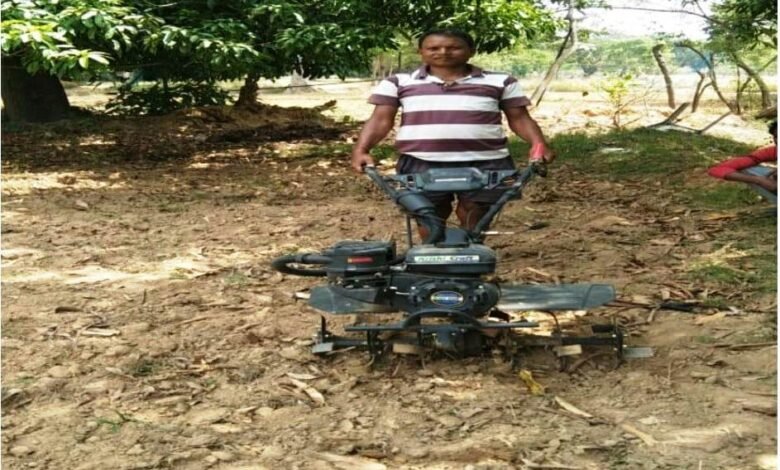 पॉवर वीडर से रंजीत को अब खेती करने में हो रही आसानी 1 photo 57