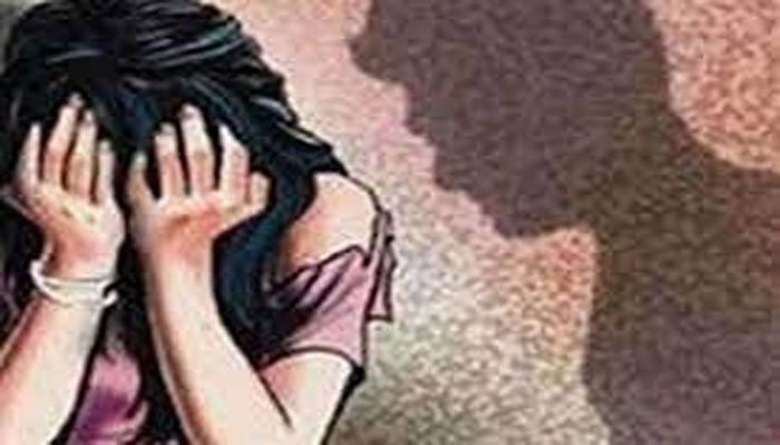 7 साल की बेटी से पुणे में 39 साल के शख्स ने किया बार-बार बलात्कार, गिरफ्तार 1 photo 74