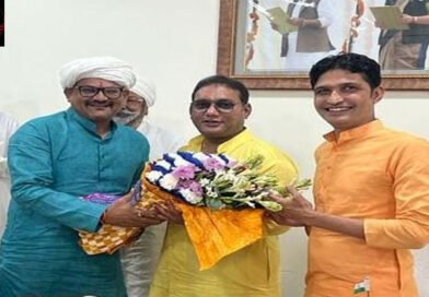 पी एच ई मंत्री रुद्र गुरु समर्थक डॉ सौरभ निर्वाणी बने मध्यप्रदेश के प्रभारी 1 Subscribe karei 4rth eye news 13