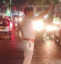 Photo of दिन में निजात अभियान, रात्रि में जाम हटाने में जुटी ट्रैफिक पुलिस