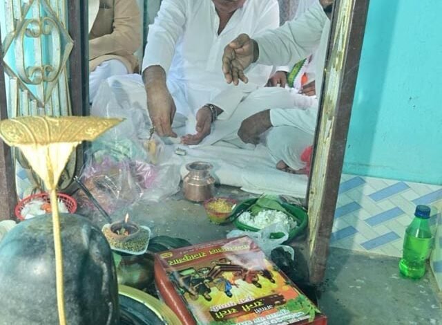 मुख्यमंत्री ने ग्राम मुक्ता के शिव मंदिर में किए दर्शन 1 subcribe 4rth eye news 82