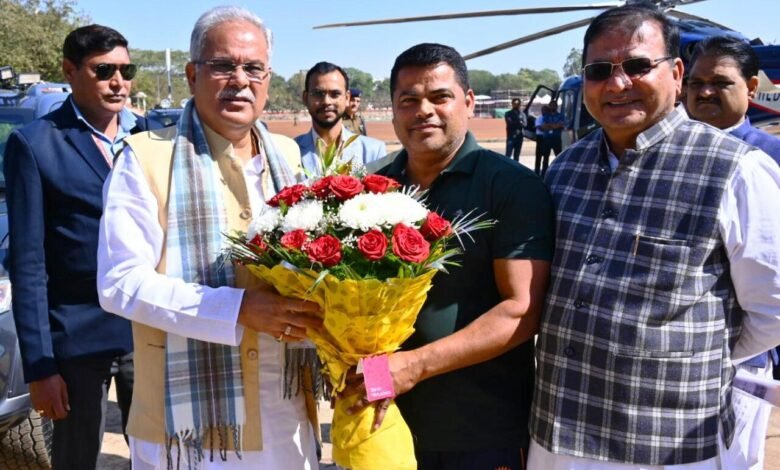 मुख्यमंत्री से भारतीय क्रिकेट टीम के प्रबंधक तरुणेश सिंह परिहार ने की सौजन्य मुलाकात 1 1672307452 1c430db6425e2ad25d0a