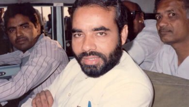 Photo of जब आधी रात को इनके घर के बाहर ही ठंड में सो गए थे पीएम मोदी, नहीं कि खुद की परवाह