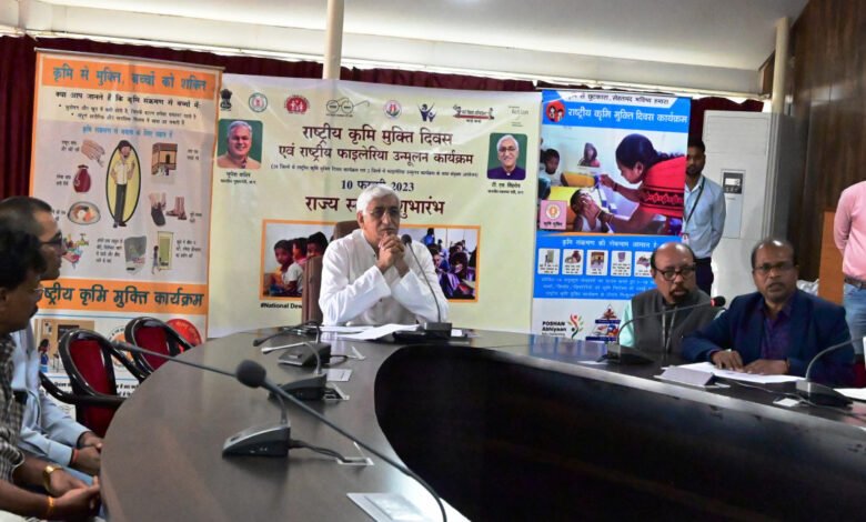 स्वास्थ्य मंत्री ने बच्चों को एल्बेन्डाजॉल की दवा खिलाकर राष्ट्रीय कृमि मुक्ति दिवस का किया शुभारंभ 1 ts baba