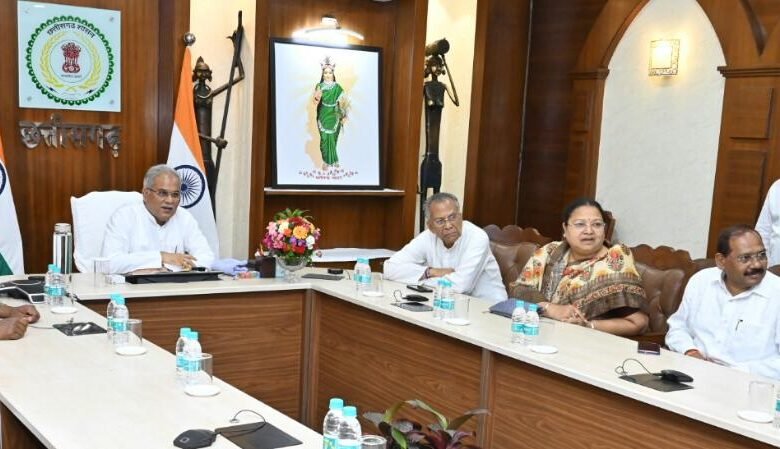 मुख्यमंत्री भूपेश बघेल ने वर्चुअल माध्यम से कोंडागांव जिले में 154 करोड़ रूपये से अधिक लागत के 145 विभिन्न विकास कार्यों का लोकार्पण और भूमिपूजन 1 1679130424 c8673deeb701d064ed59