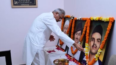 Photo of मुख्यमंत्री ने भगत सिंह, राजगुरू और सुखदेव के शहादत दिवस पर उन्हें किया नमन