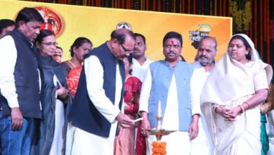 Photo of पारंपरिक लोक संगीत के साथ हुआ कुदरगढ़ महोत्सव का आगाज